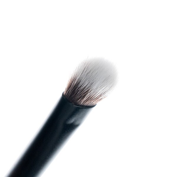 Štětec na oči Brushworks č. 19 Crease Blending Eye