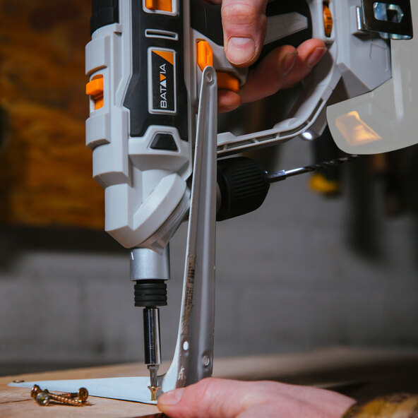 18 V akkuporakone/ruuvinväännin kaksoisporakone