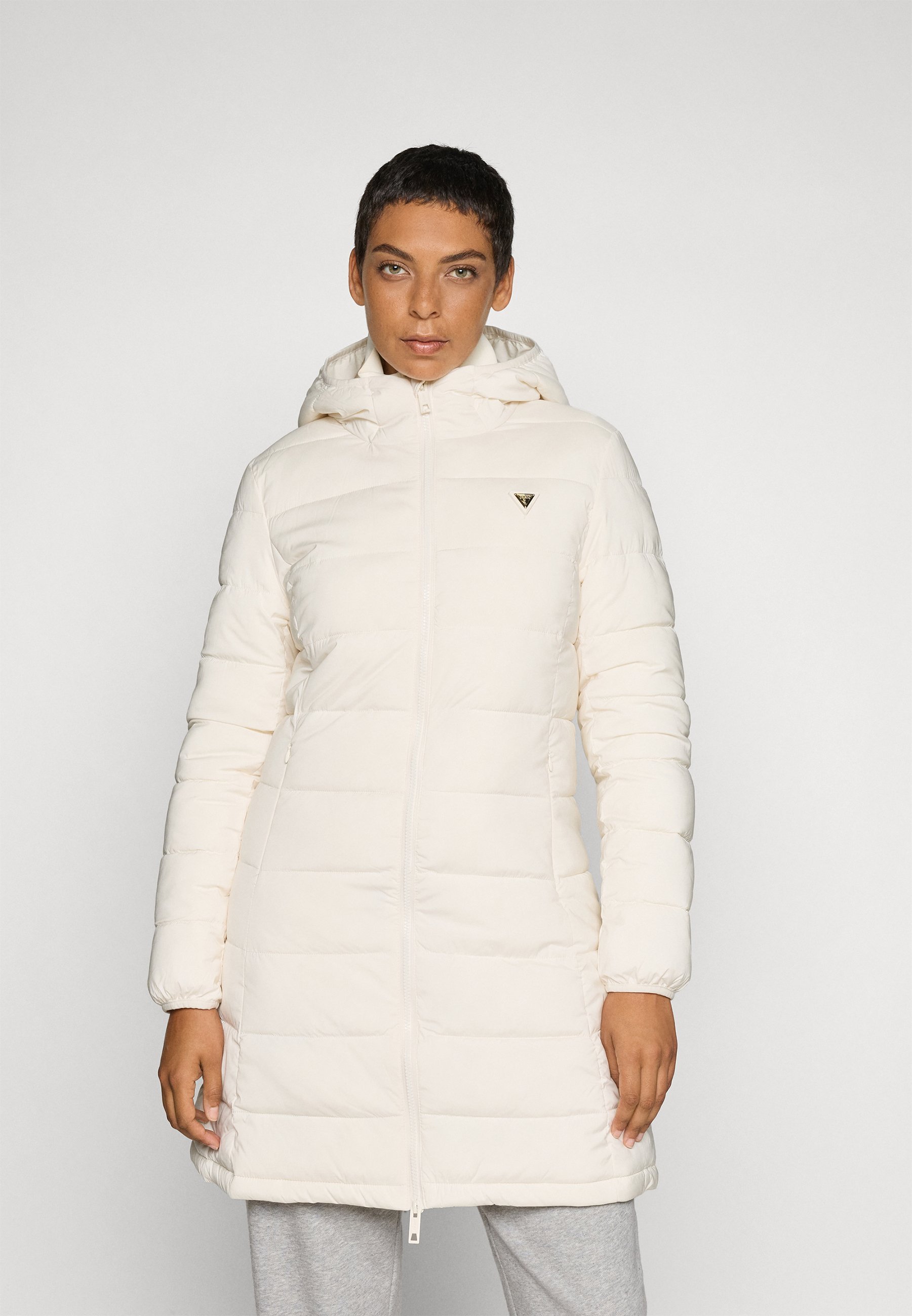 Guess NIEUWE ALETA LANGE PUFFERJACKET - Winterjas - duifwit