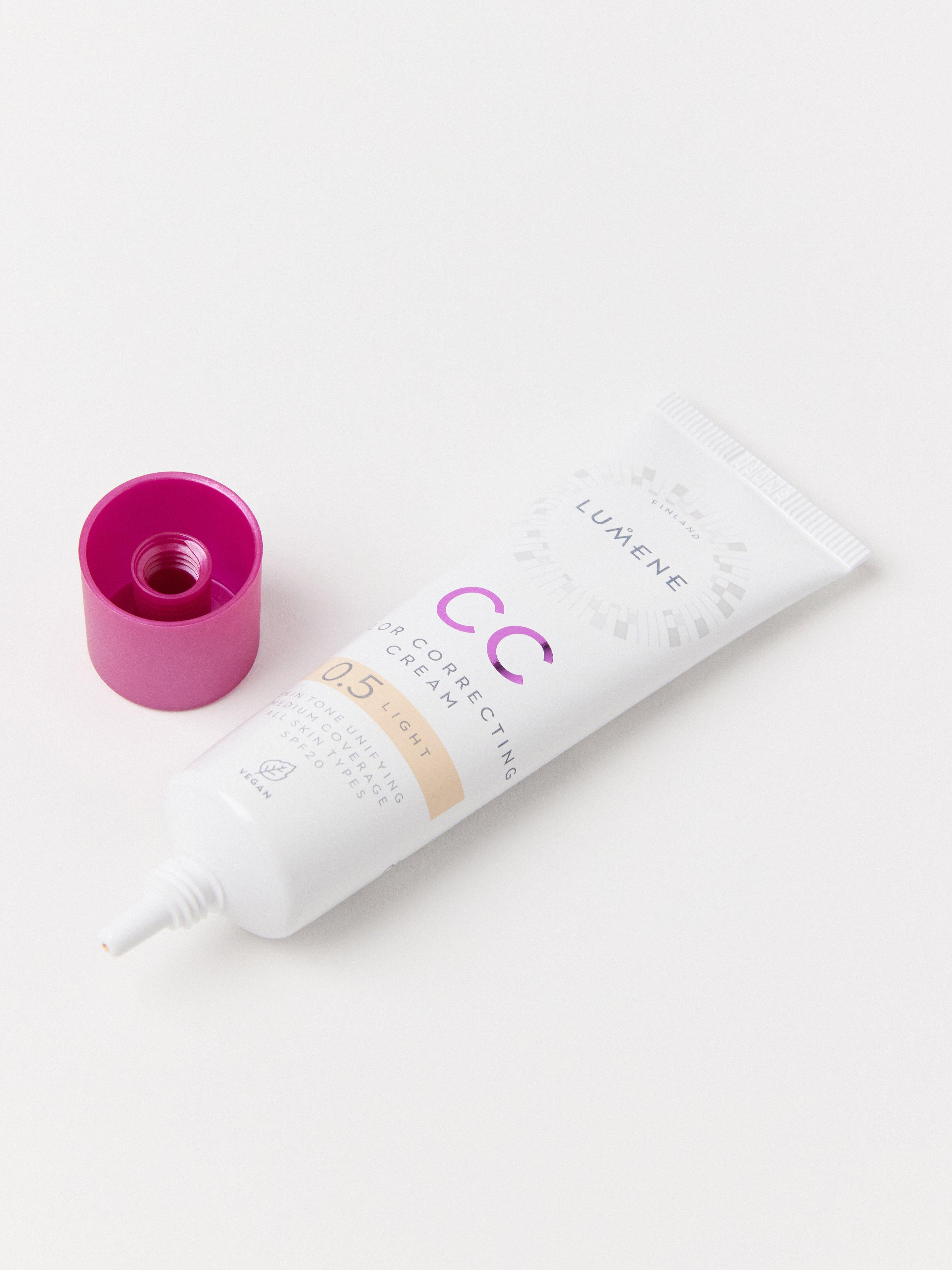 Lumene CC fargekorrigerende krem 0,5 LIGHT