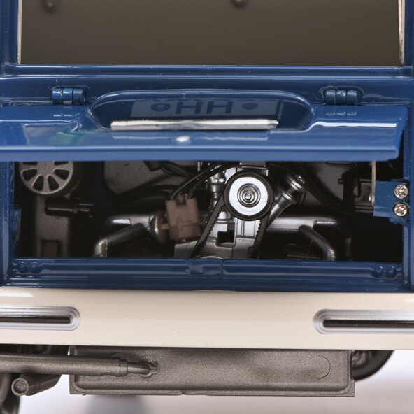 VW T1b Samba model car (1:18 scale)