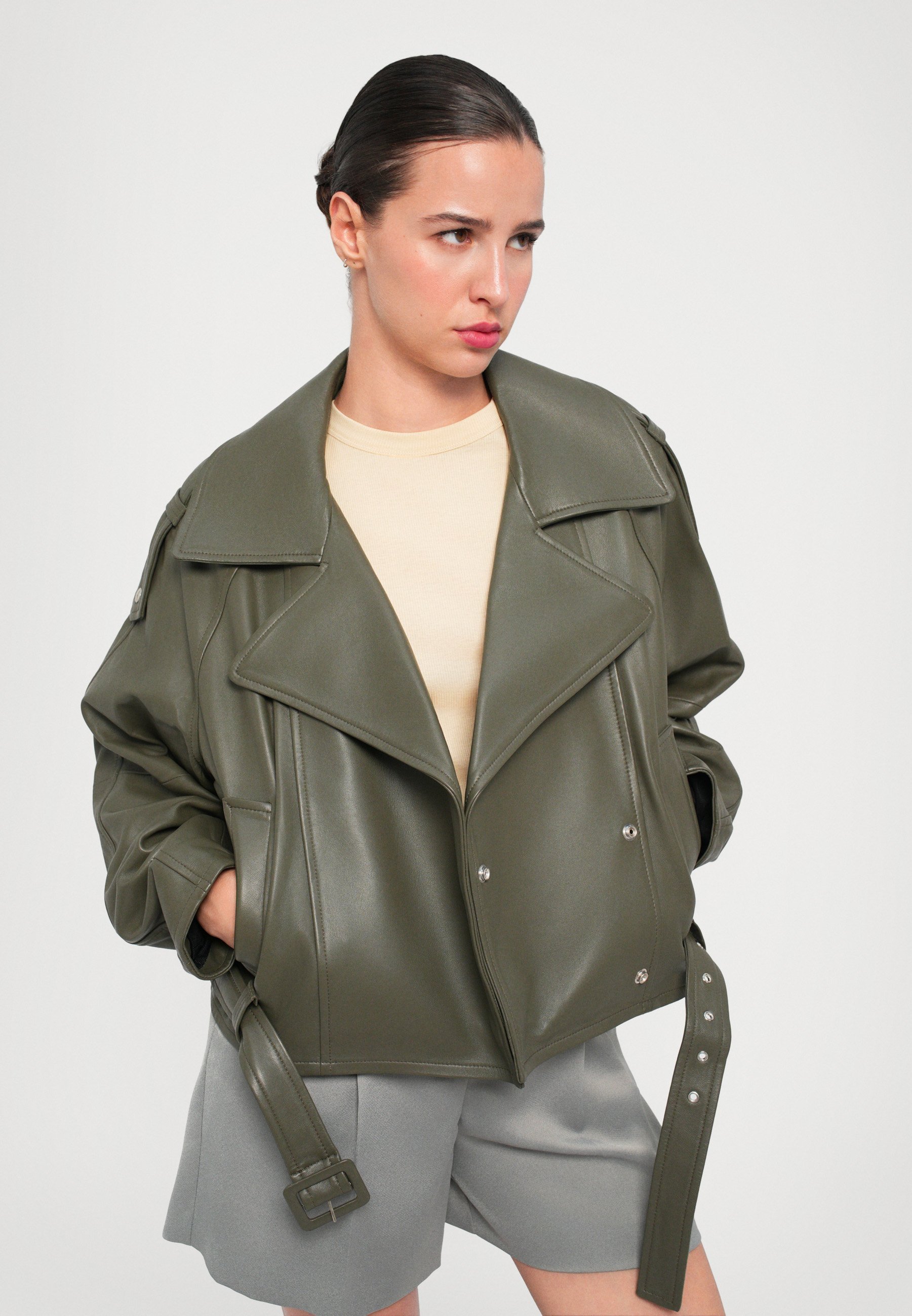Iro YURIA - Veste en cuir - vert lierre