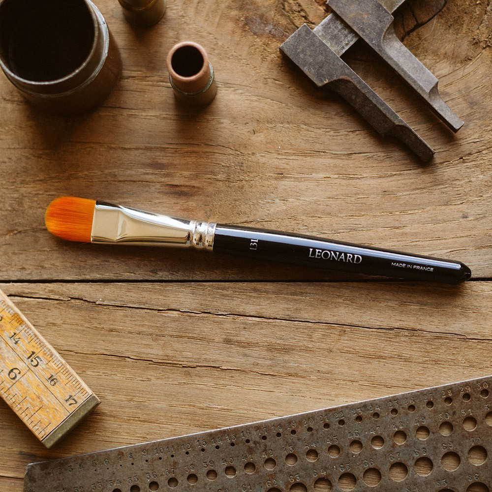 Leonard brushes Pinceau anti-cernes