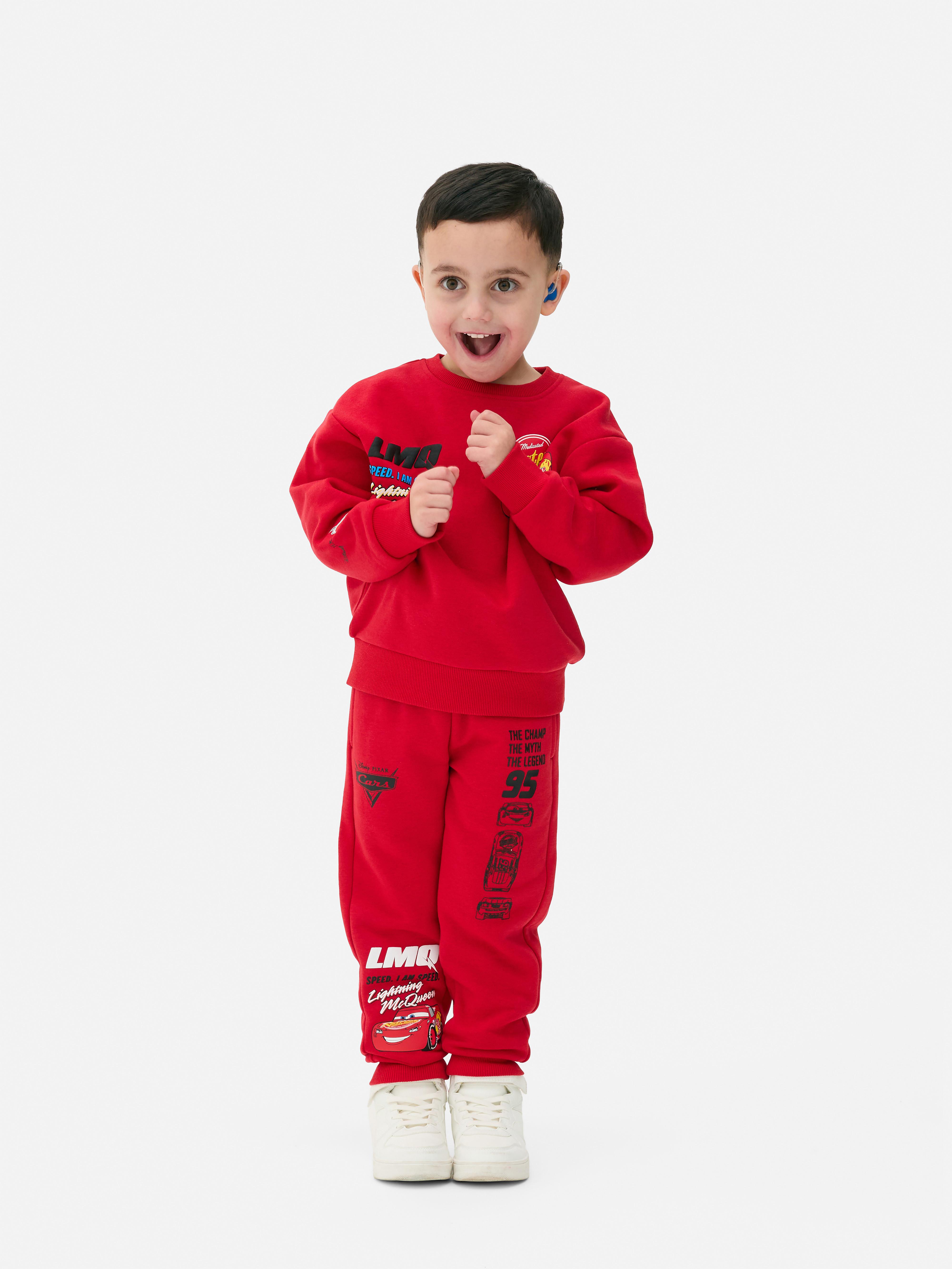 Passende Jogginghose mit Disney Cars-Print. Jogginghose mit Kordelzug, Bündchen an den Knöcheln und Prints von Cars-Figuren.