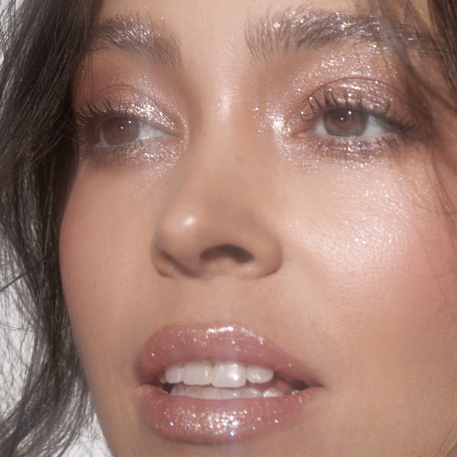 Fard de pleoape lichid multifuncțional Sparkl Delish - LH cosmetics