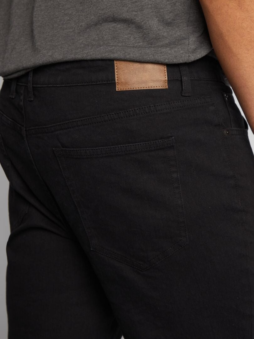 Calça jeans reta com 5 bolsos - Tamanho 34 - Preta