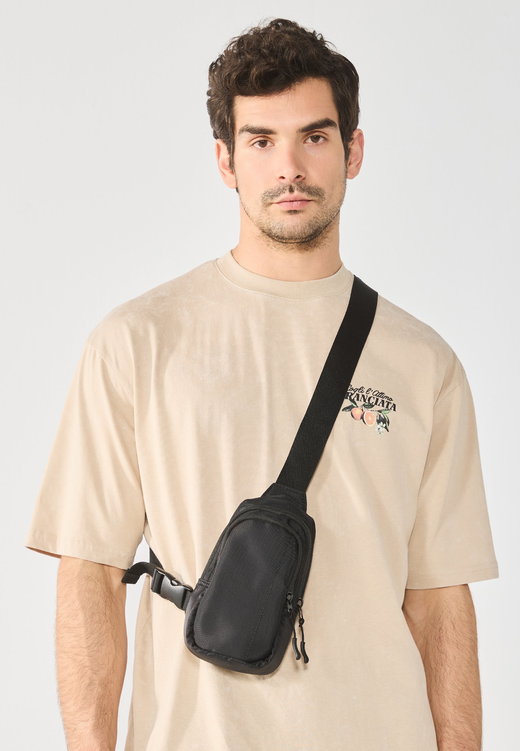 Pier One UNISEX - Torebka na ramię - czarna