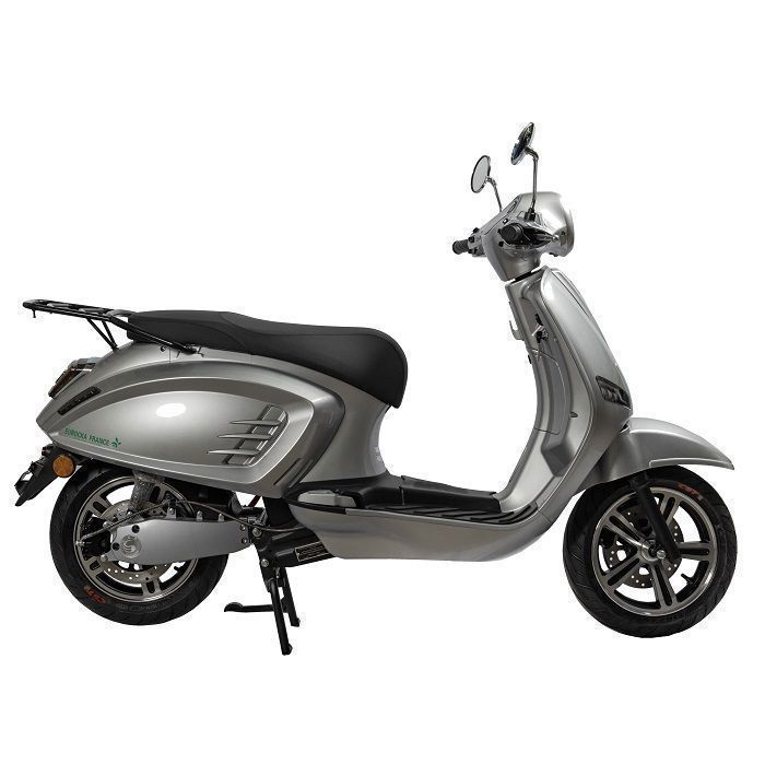 EUROCKA | Viscot Grey elektrische scooter 125cc met verwijderbare 72V50Ah lithiumbatterij en een actieradius van 120 km