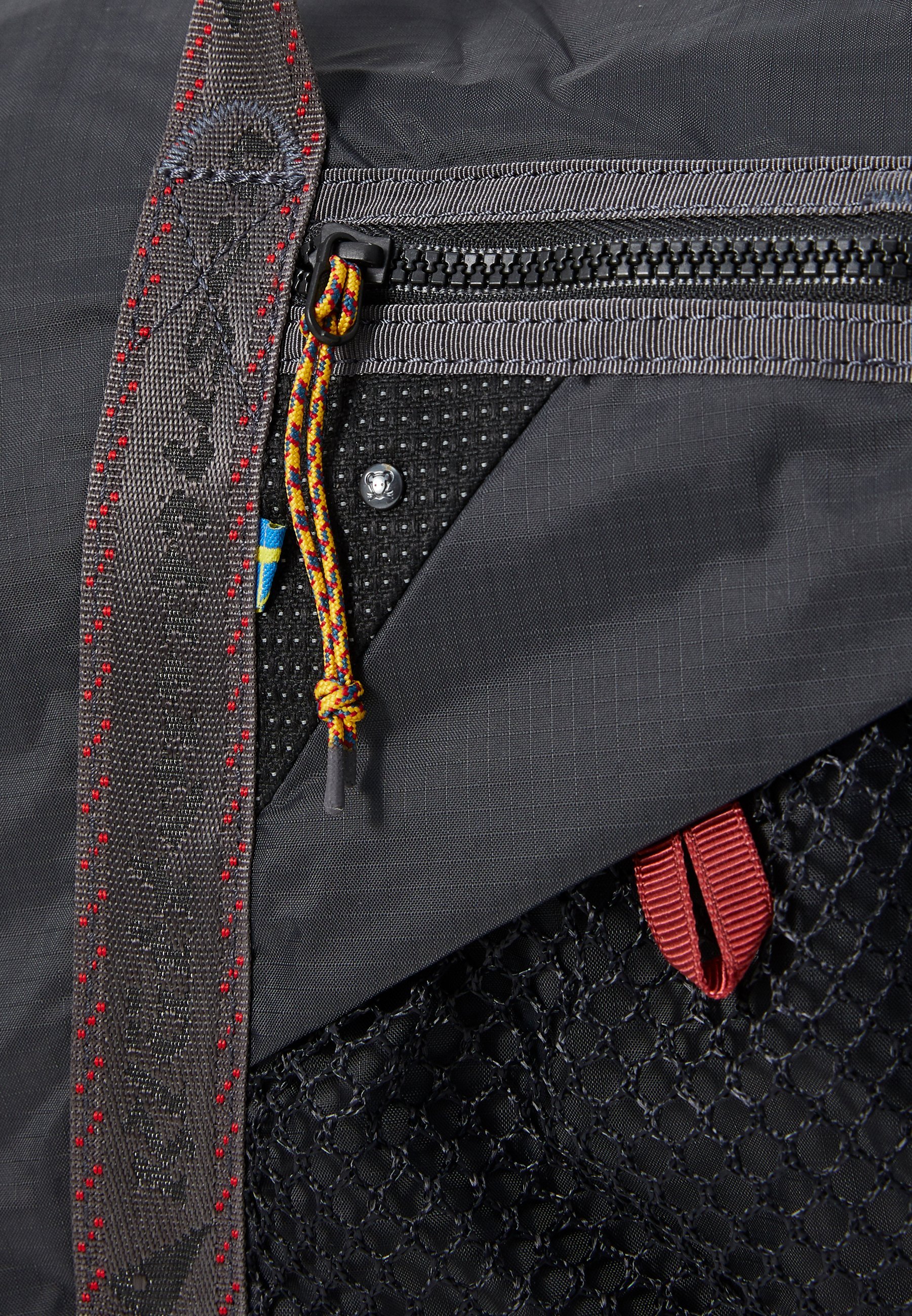 Klättermusen MIMER DUFFELBAG 25L UNISEX - Holdall - raven