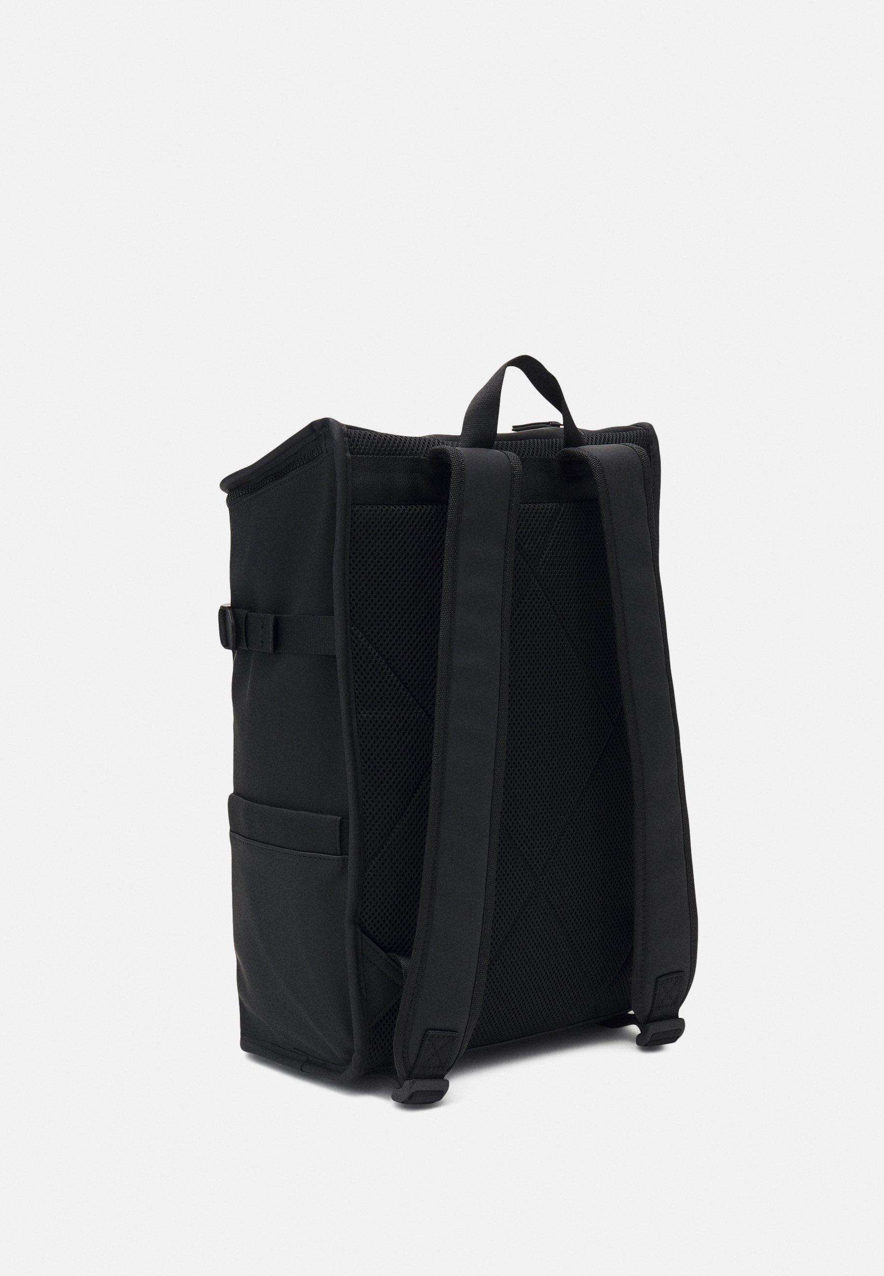 Zign kuprinė - juoda
