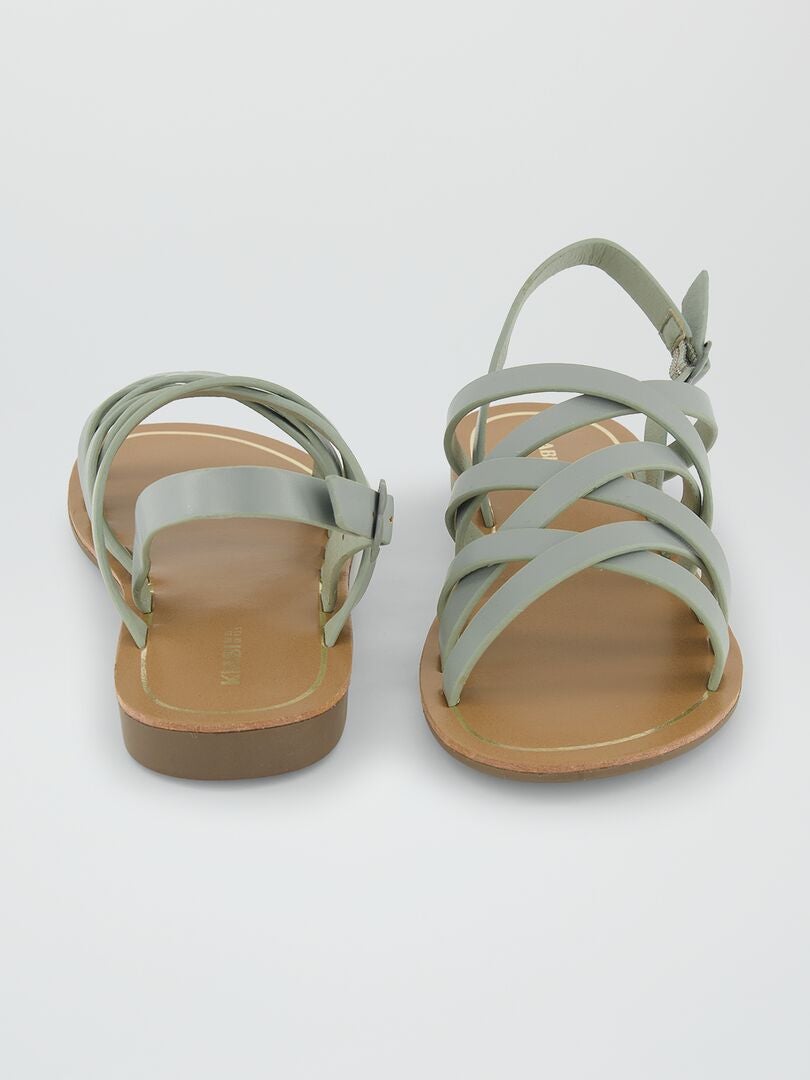 Sandalias con tiras - VERDES