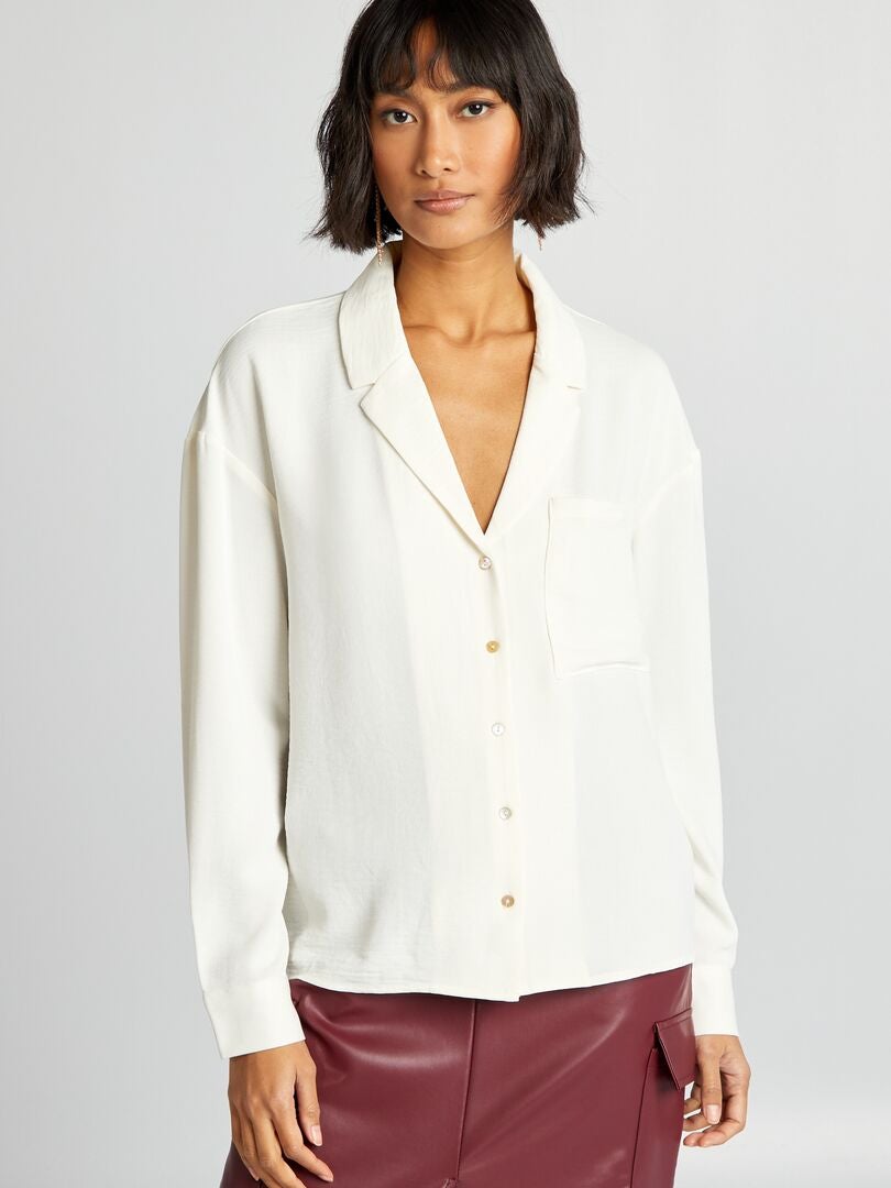 Camisa de manga larga con cuello tipo pijama - BLANCA