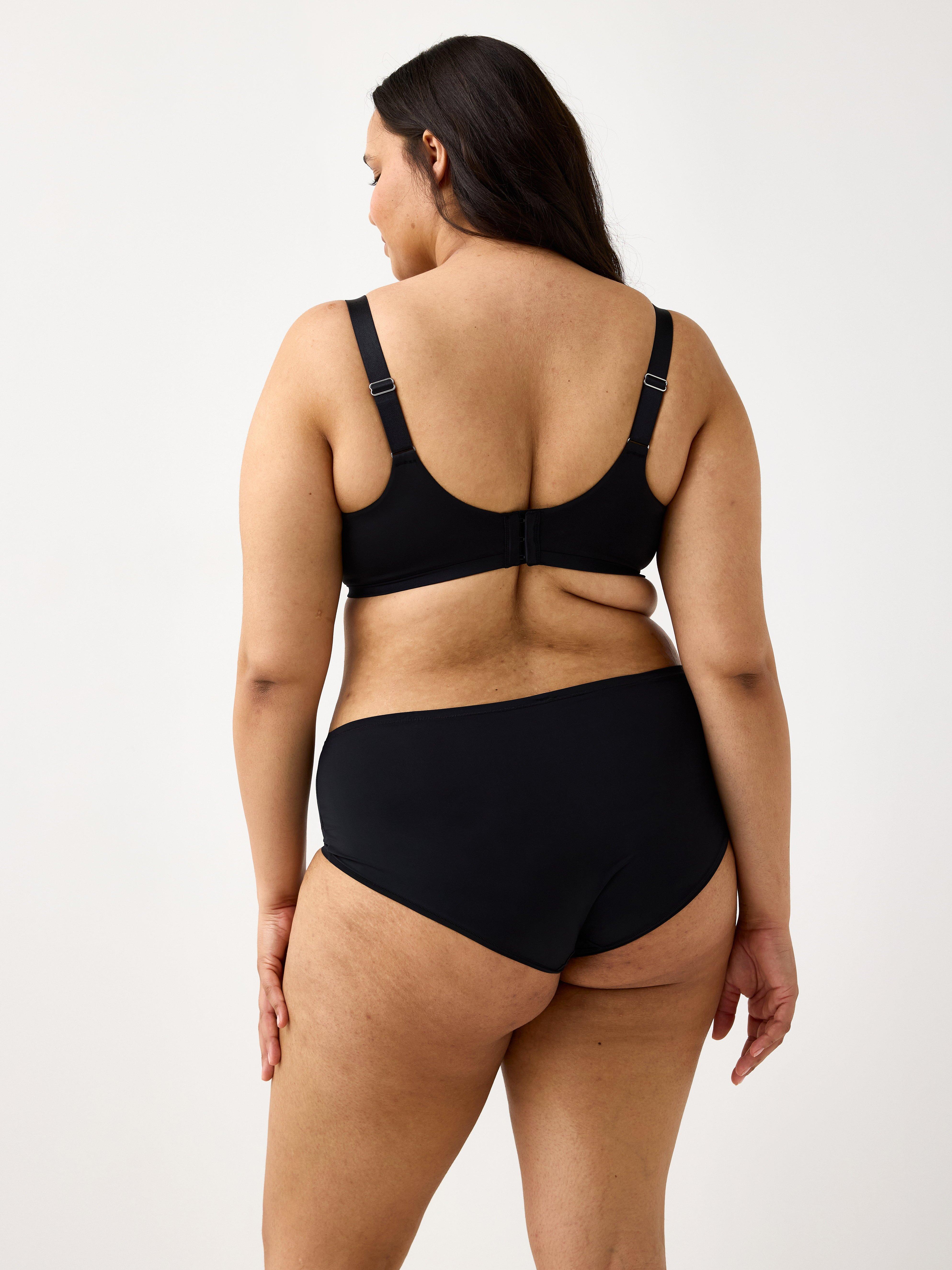 Camiseta Dahlia bh Negra