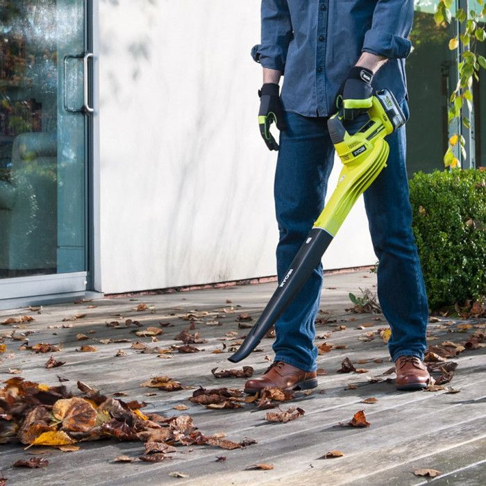RYOBI - Soplador ONE+ de 18 V - Velocidad máxima de soplado: 245 km/h - Caudal máximo de aire: 2,6 m³/min - Batería y cargador no incluidos - OBL1820S