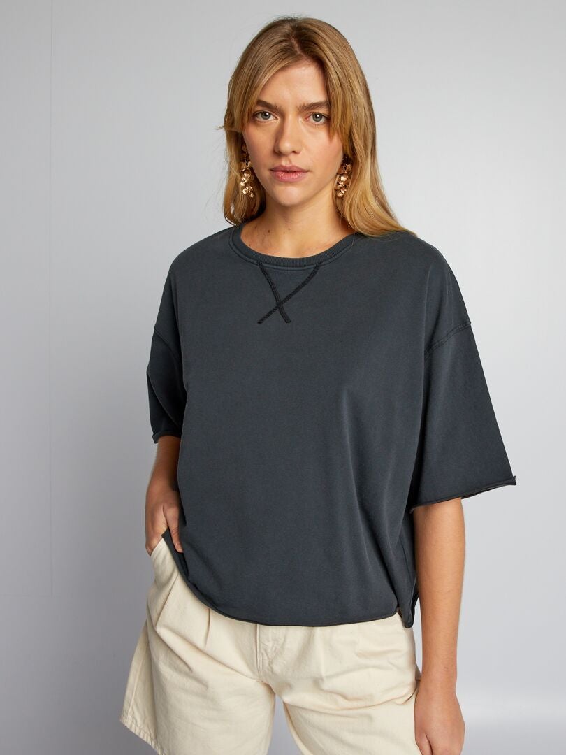 Katoenen T-shirt met verlaagde armsgaten - zwart