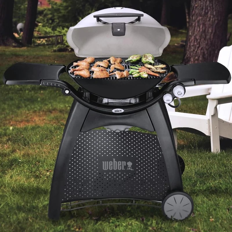 Churrasqueira a gás propano Weber Q 3200 - Titânio - 57060001