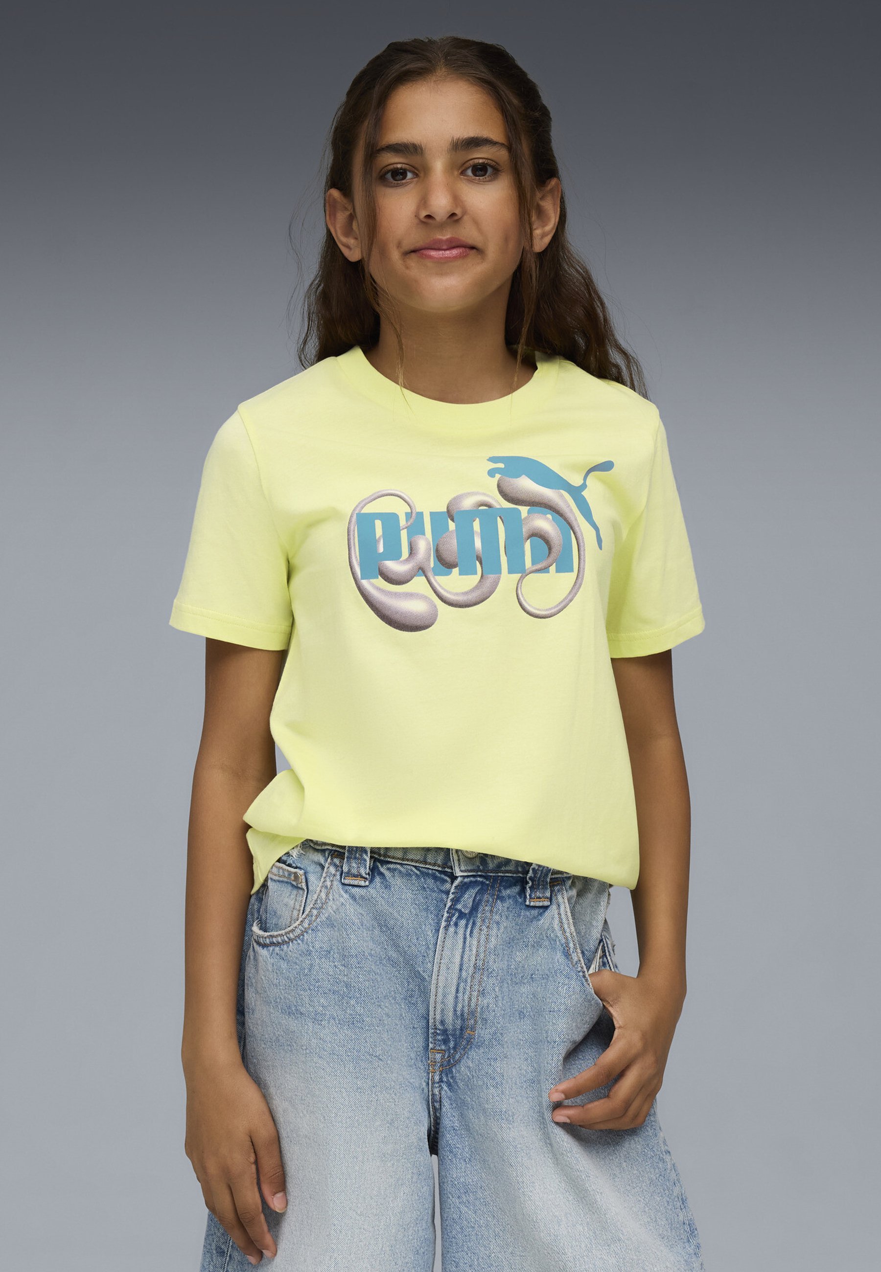 T-shirt con logo grafico Puma - luna dorata