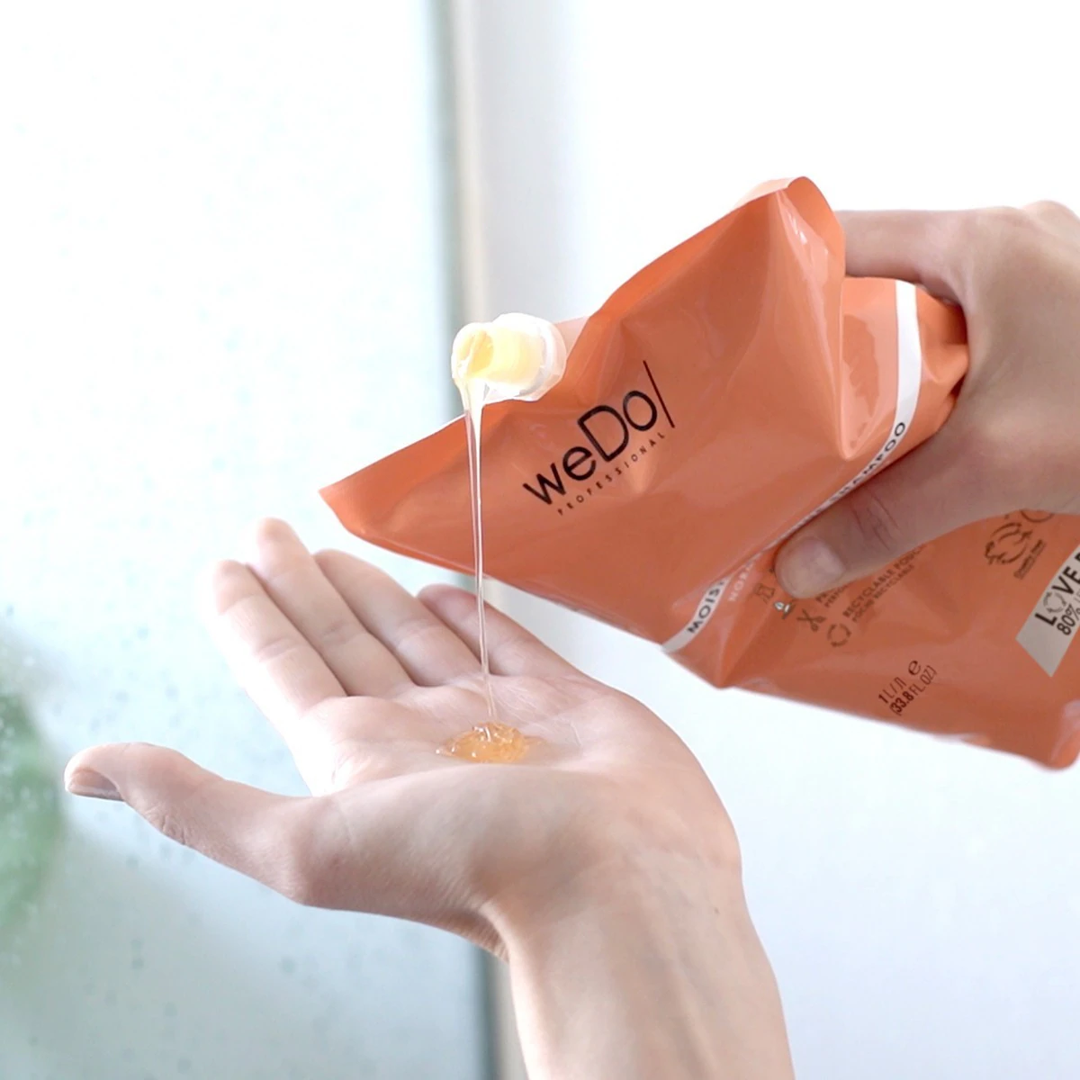 WEDO/ PROFESSIONAL Shampoing Vegan Hydratation et Brillance recharge cheveux normaux et abîmés