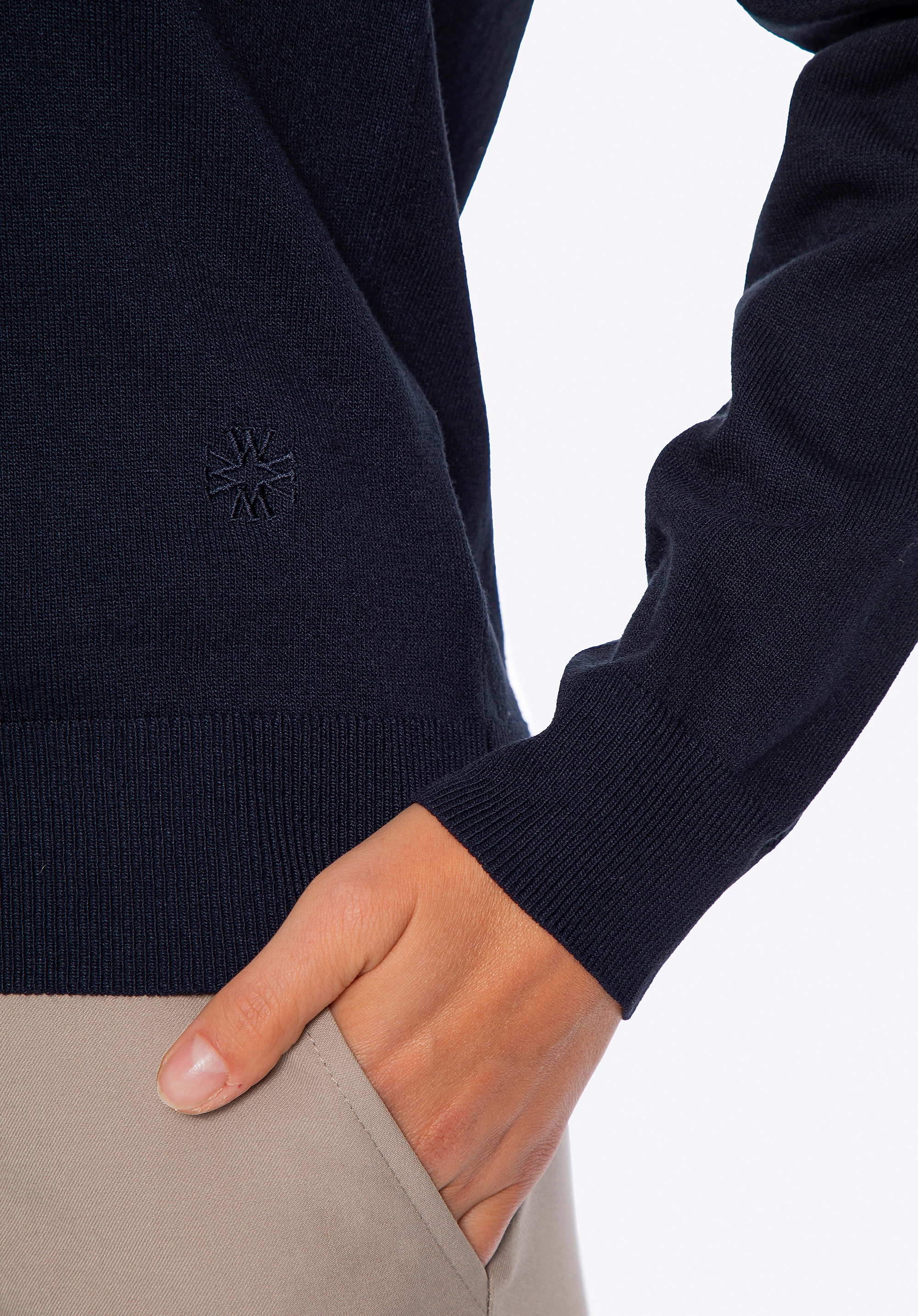 Sweter damski klasyczny granatowy