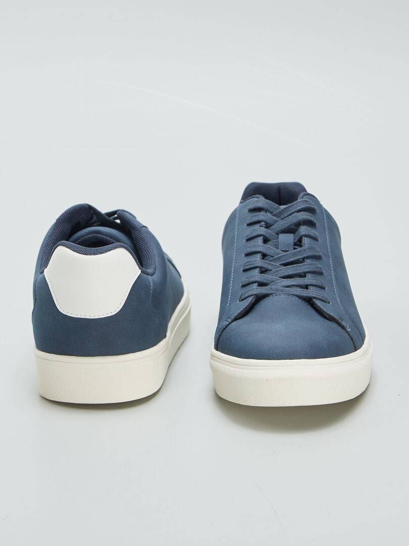 Lage sneakers met textuur - BLAUW