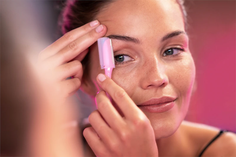 Navalha para sobrancelhas Wilkinson Sword Beauty Eyebrow Shaper