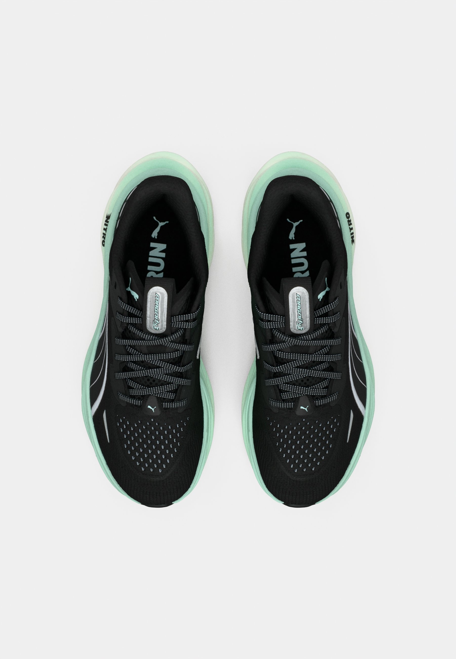 Puma MAGNIFY NITRO 3 – Straßenlaufschuhe – Schwarz/Mint Melt