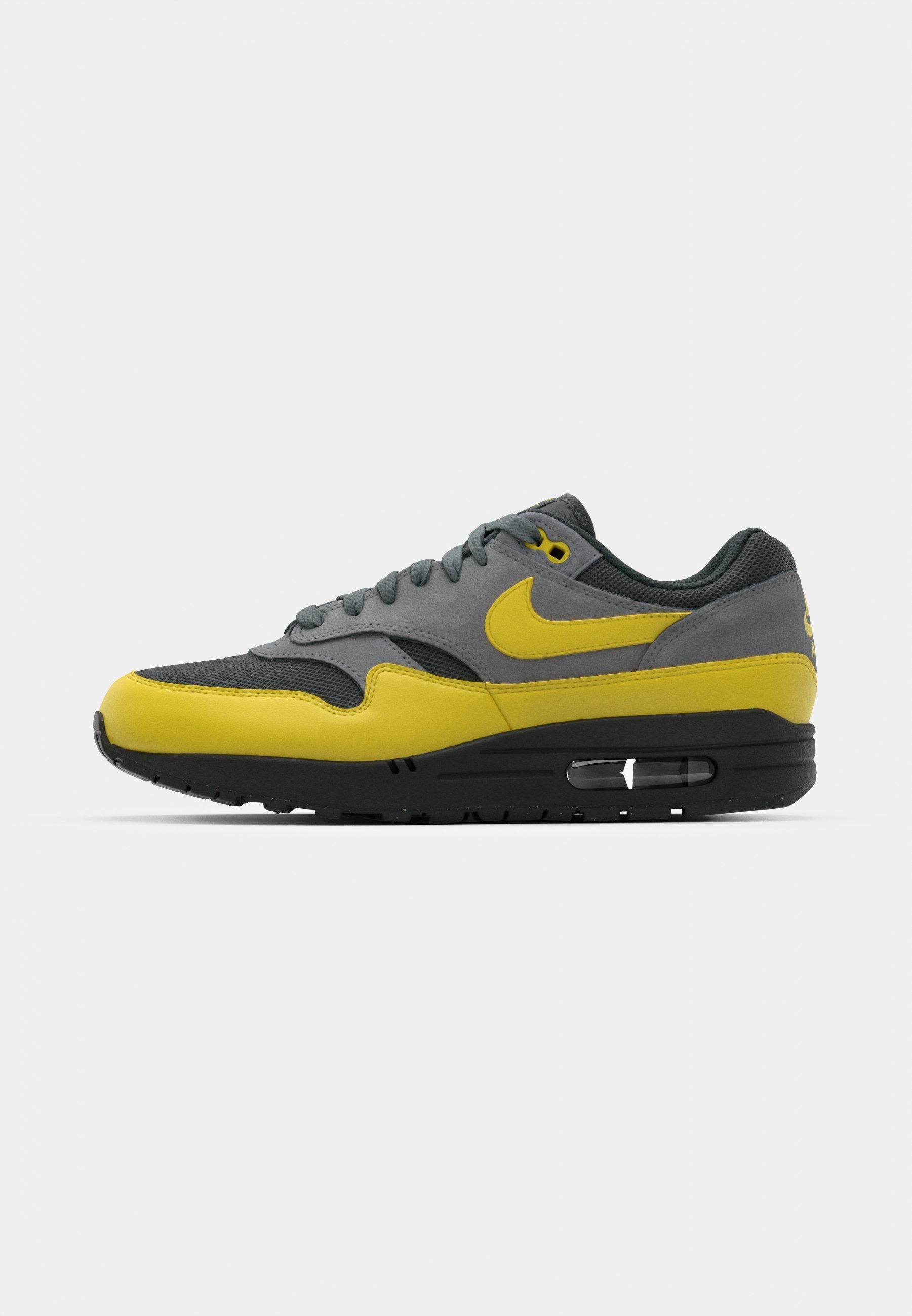 Nike Sportswear madala säärega tossud