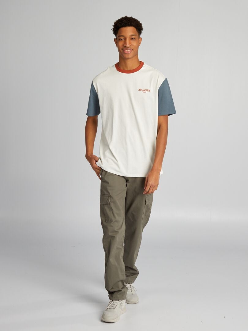 T-shirt van katoen met kleurblokken en ronde hals, geschikt voor personen langer dan 190 cm - GRIJS