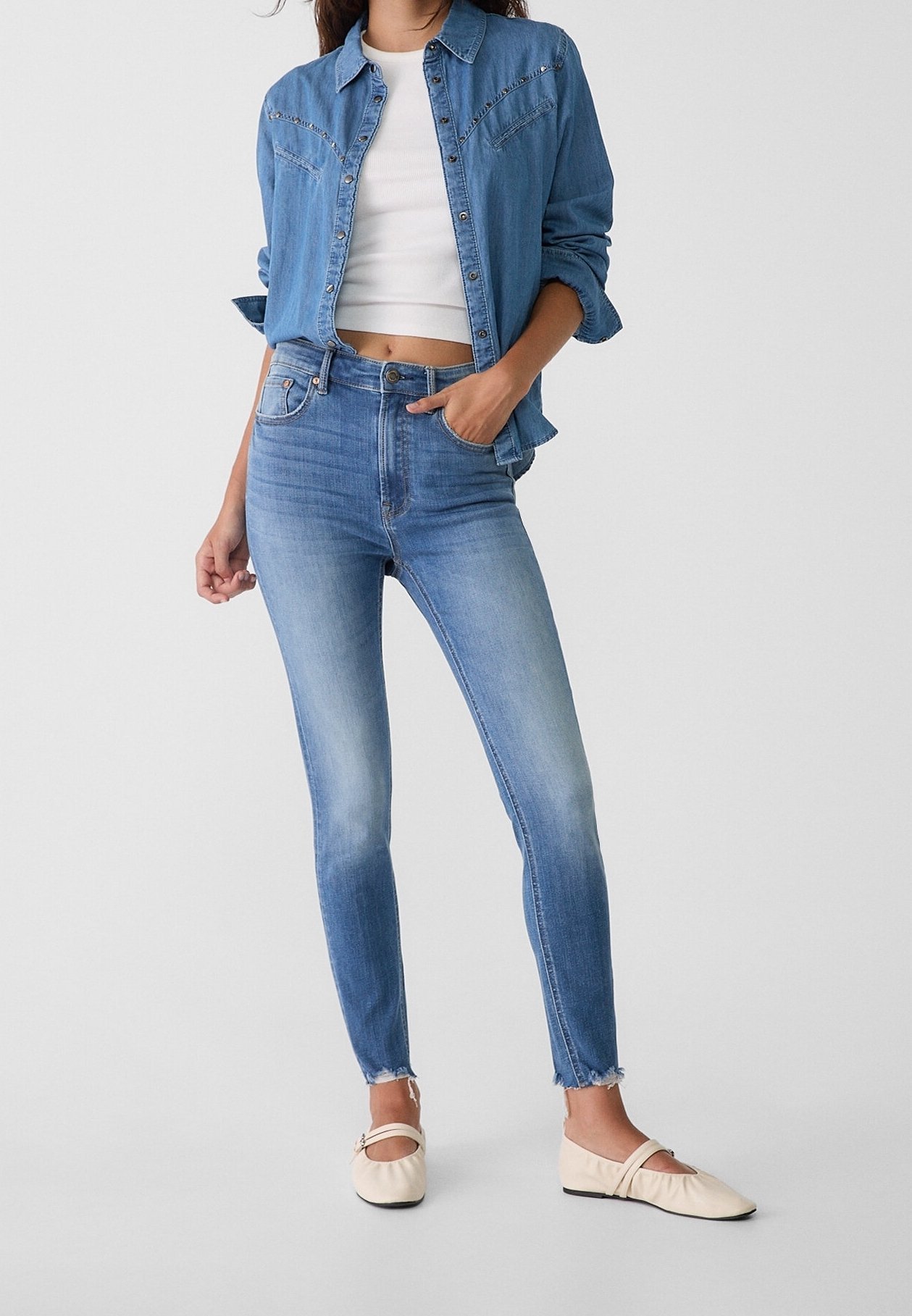 Džíny Stradivarius Skinny Fit - modrá denimová