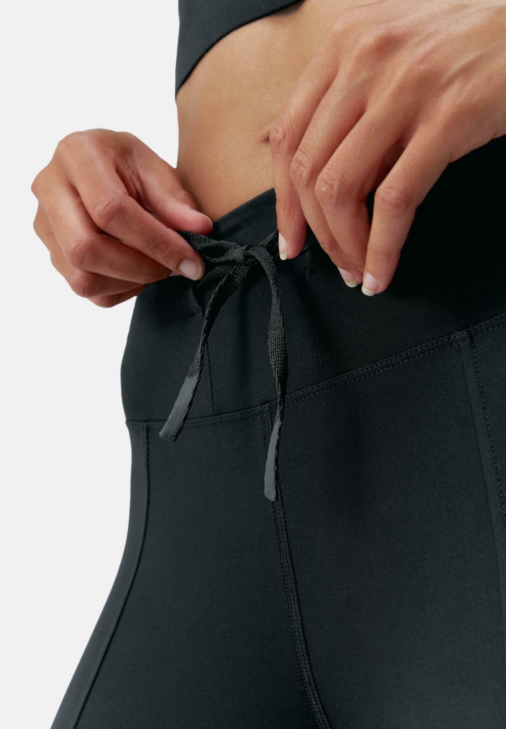 Born Living Yoga ESME - Tajice - crne