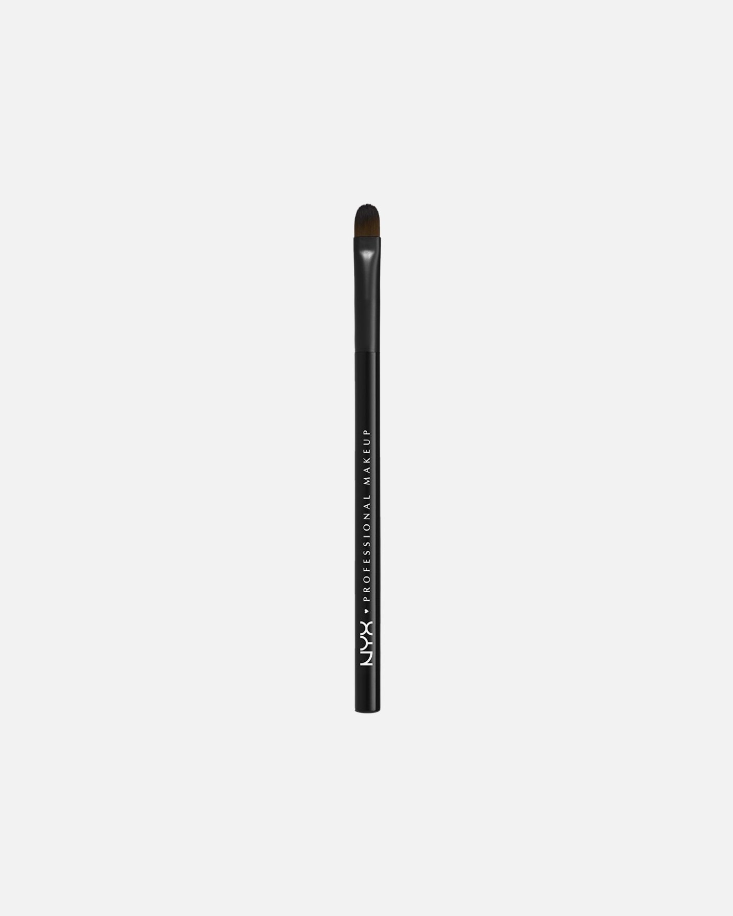 NYX Professional Makeup četkica za sjenilo Pro Flat Detail - 1 komad