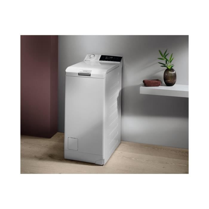 Máquina de lavar roupa Electrolux EW7T1368HC branca