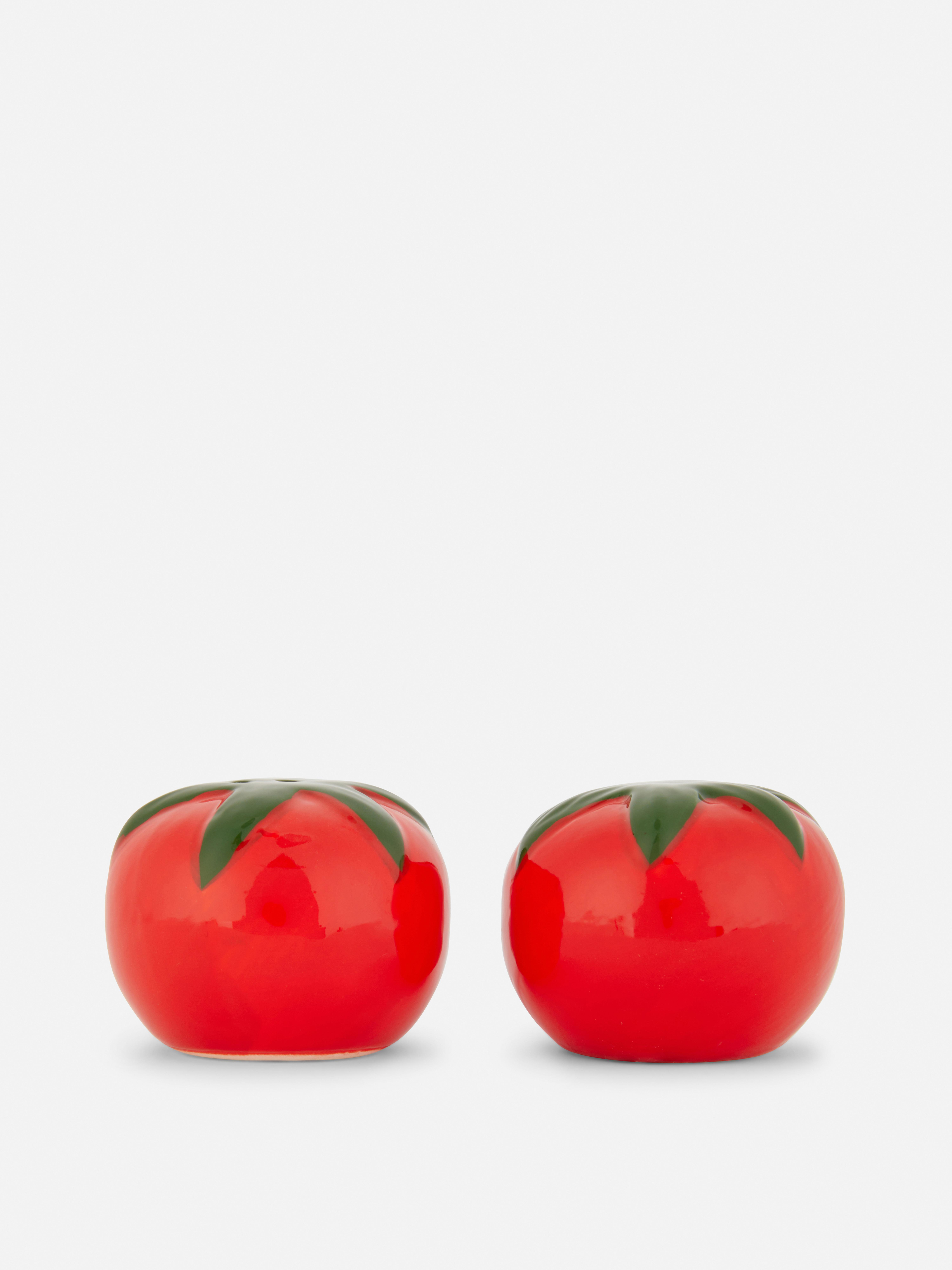Set de sare și piper pentru roșii. Acest set delicios de sare și piper în formă de roșie este suficient de bun pentru a fi mâncat.