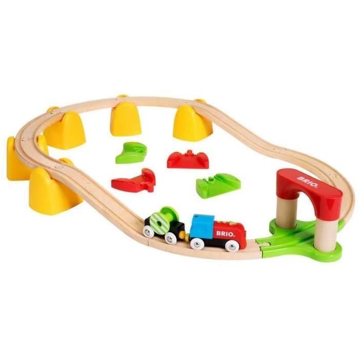 BRIO 33710 Set trenino a batteria - La mia prima ferrovia - Set completo da 25 pezzi con trenino elettrico