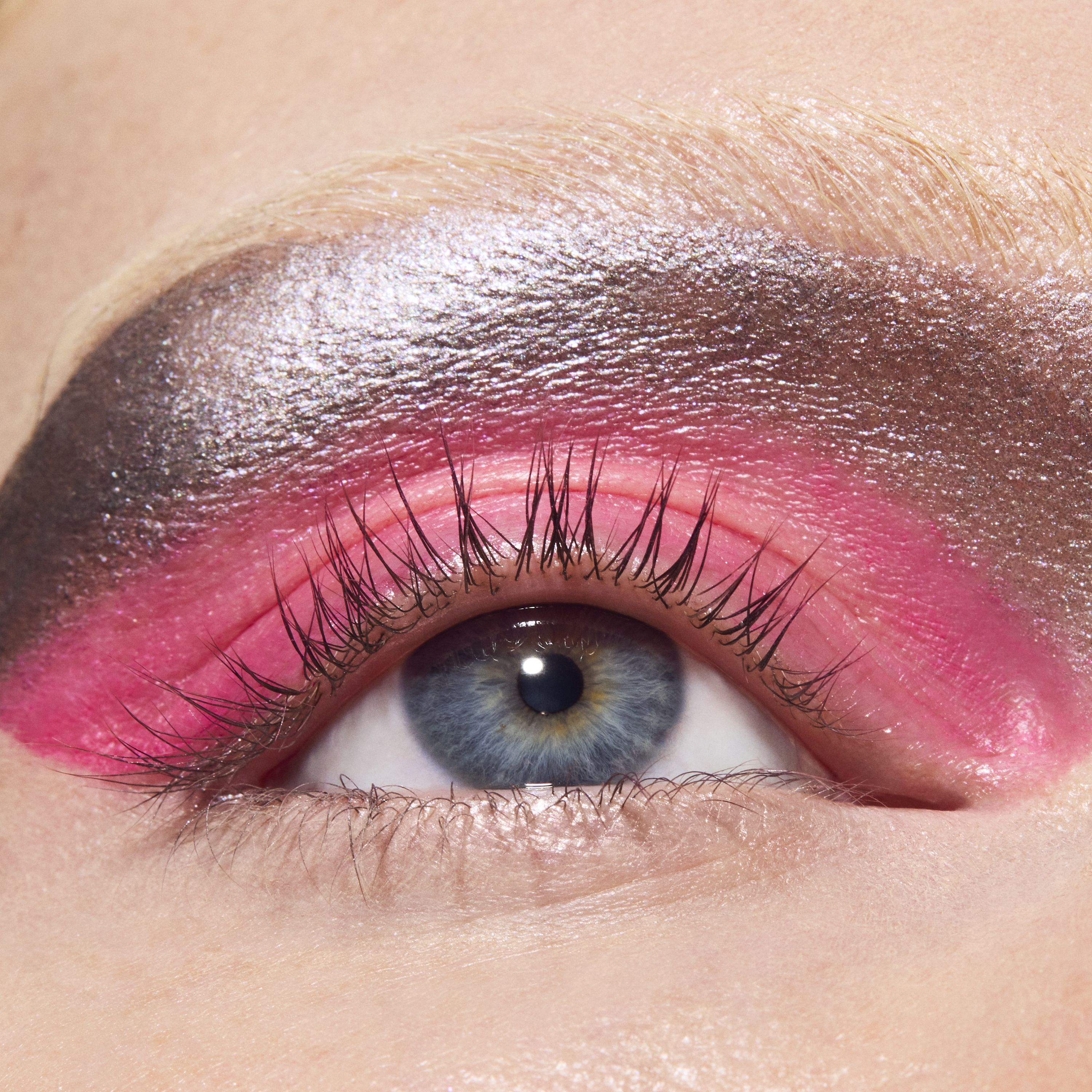 „Dazzleshadow Stick“ akių šešėliai Prabangūs akių šešėliai