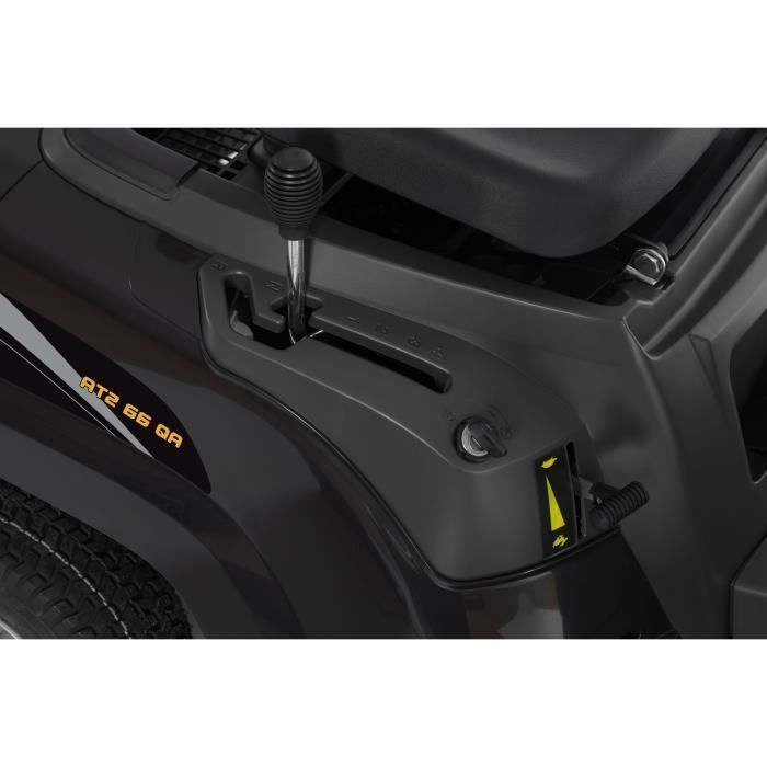 Cortacésped autopropulsado de gasolina ALPINA AT2 66 QA – Ancho de corte de 66 cm – Hasta 1500 m² – Motor de 224 cc – Recolector de césped de 150 L