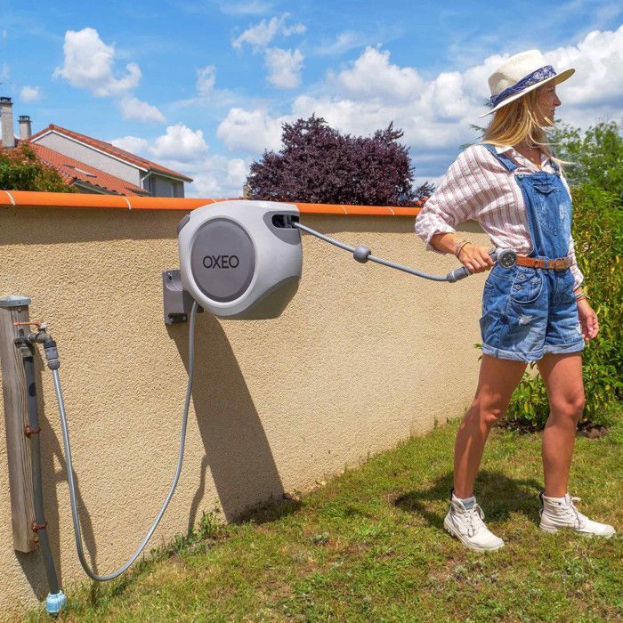 Enrollador de manguera automático de pared de 35 m - Rebobinado automático de manguera de jardín - Giro de 180° - Pistola de riego, conector de manguera y soporte