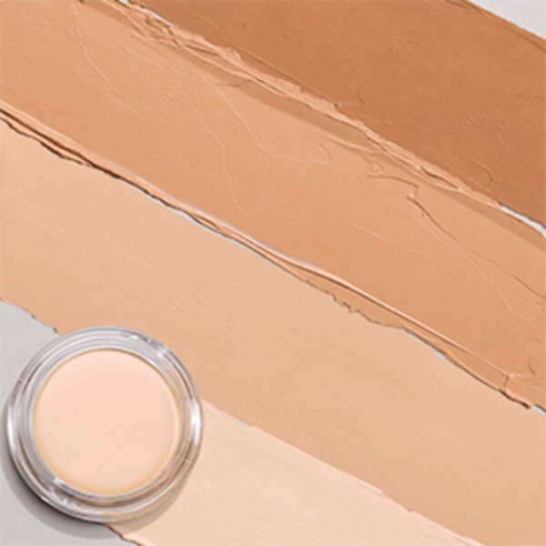 Kompaktni tekoči puder Max Factor Miracle Touch v odtenku 60 Sand