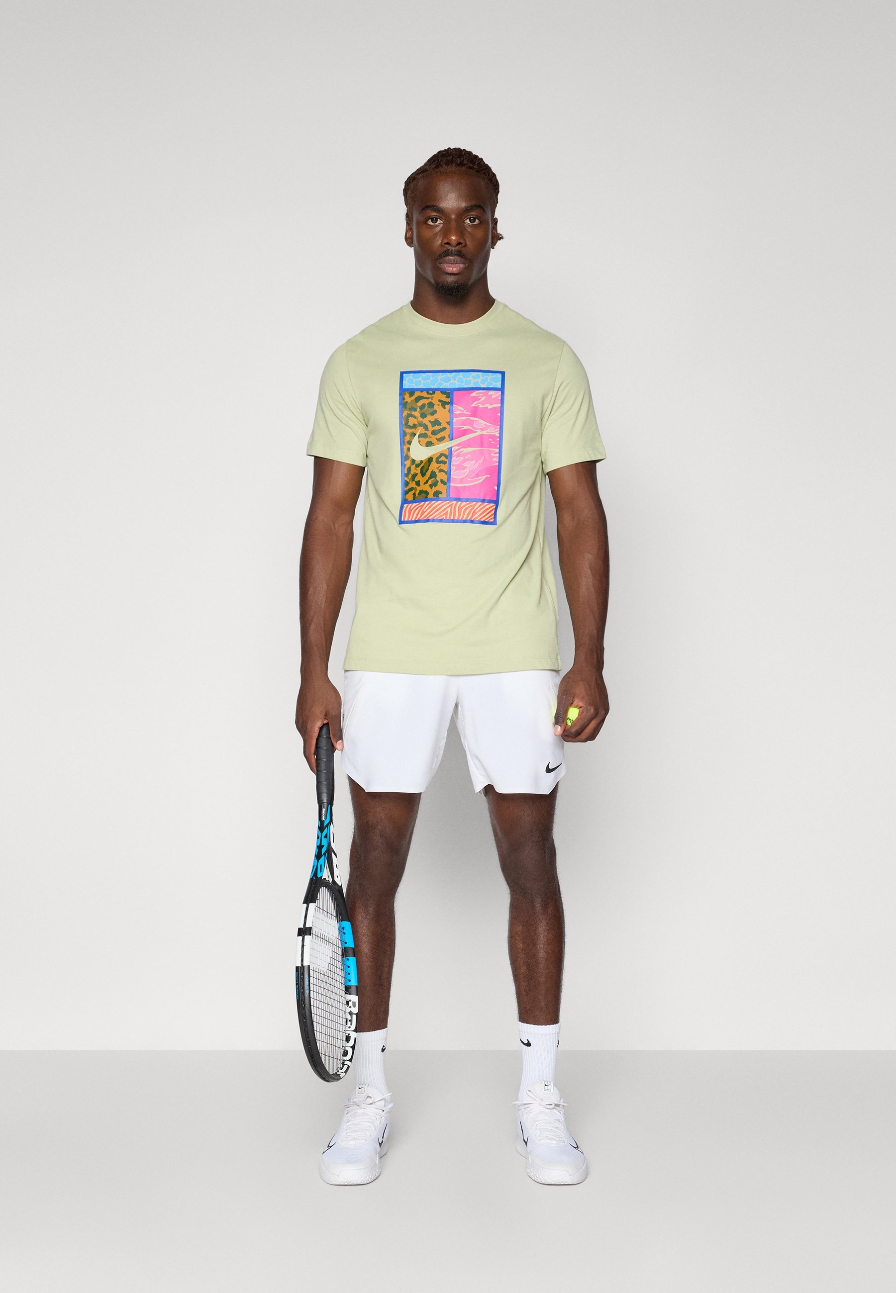 Nike Performance NIKECOURT TEE COURT - Sport-T-Shirt - Olivgrün