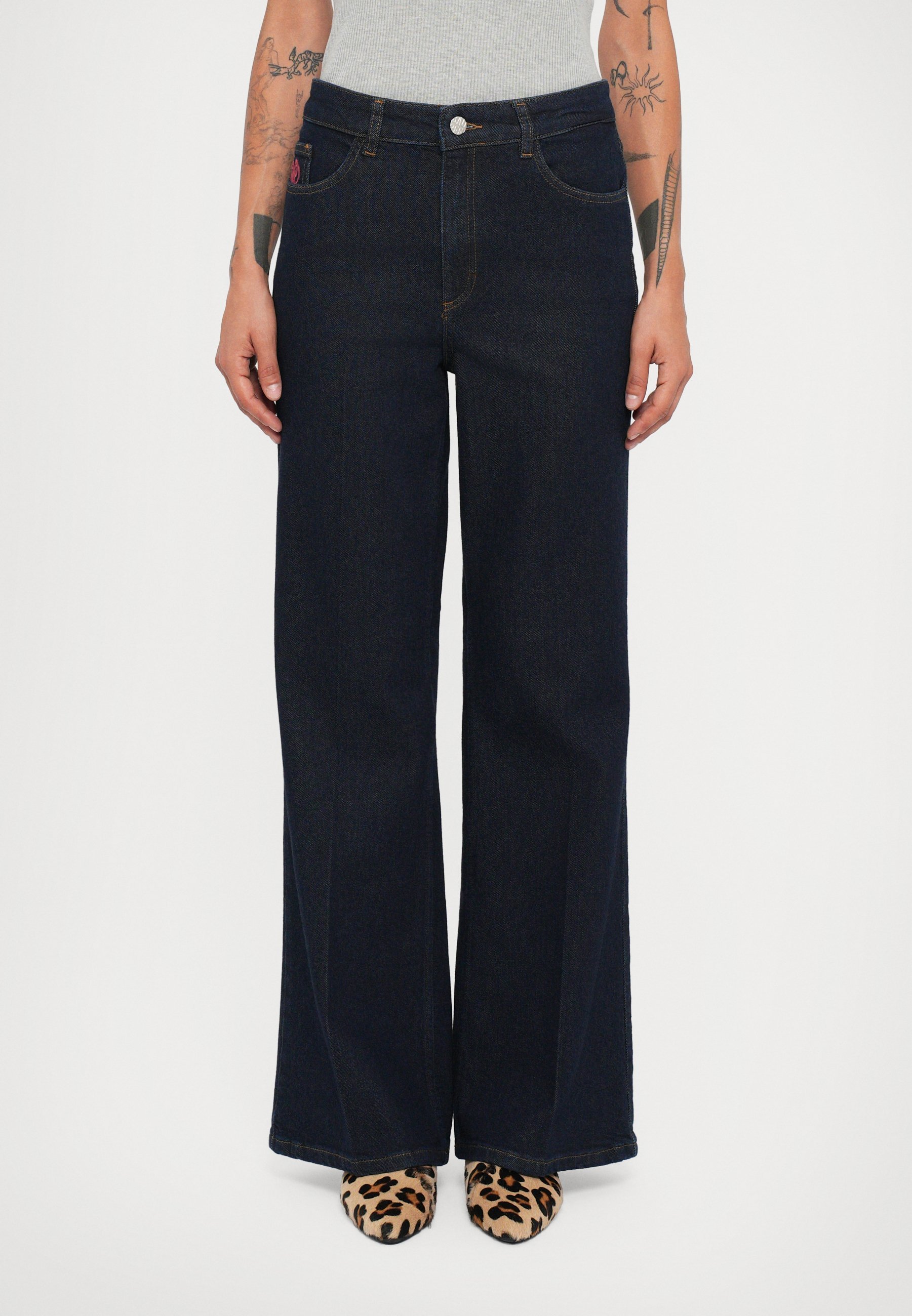 Boom- en paardentuin NILEA - Bootcut jeans - donkerblauwe denim