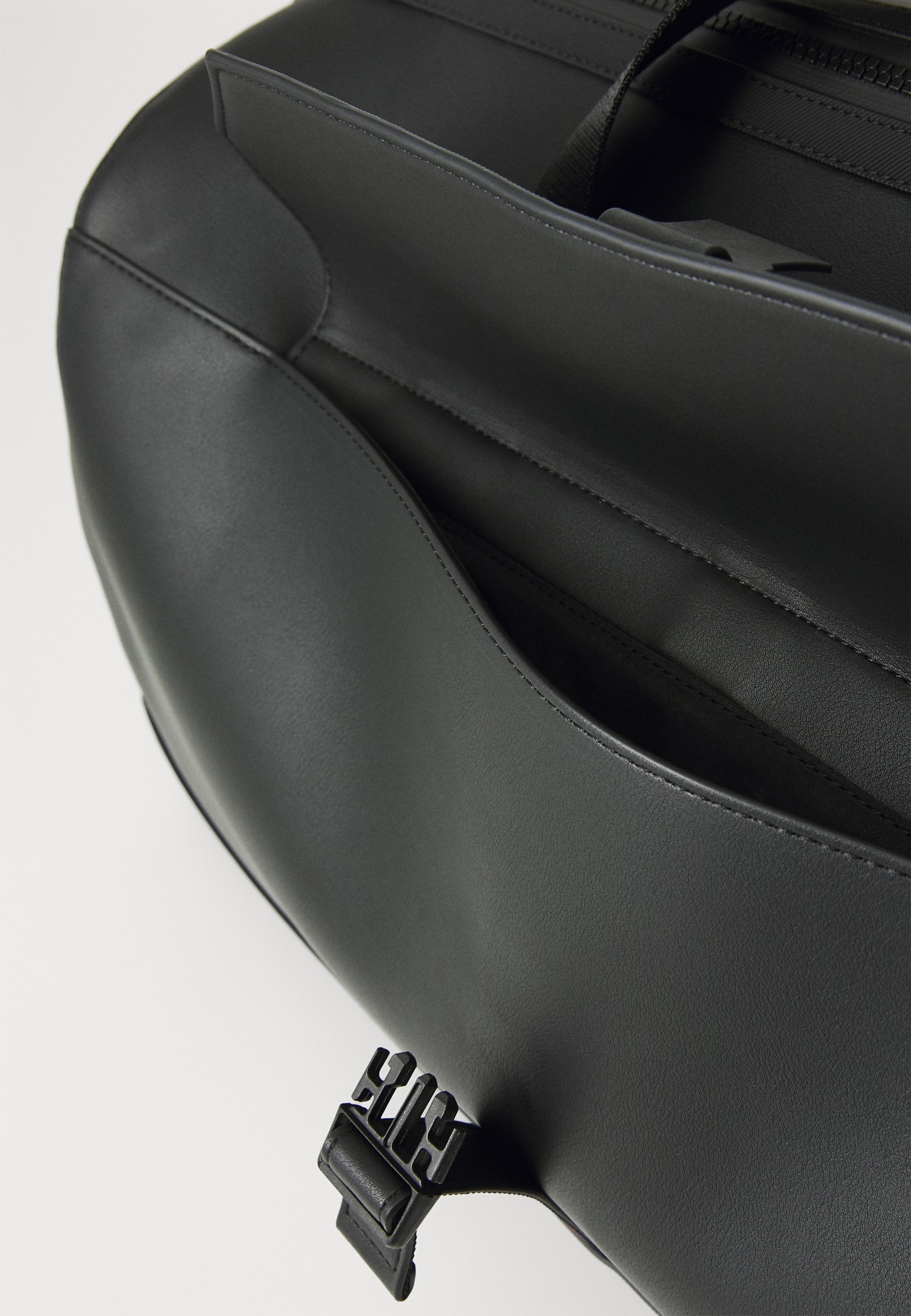 Tommy Hilfiger FOUNDATION DUFFLE - Víkendová taška - čierna