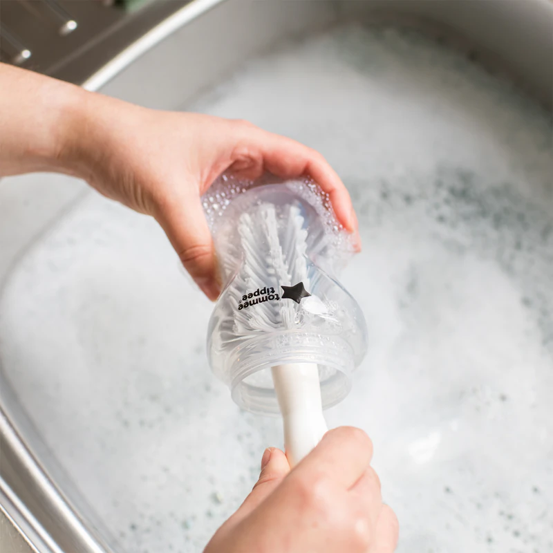 Escova de limpeza Tommee Tippee 2 em 1