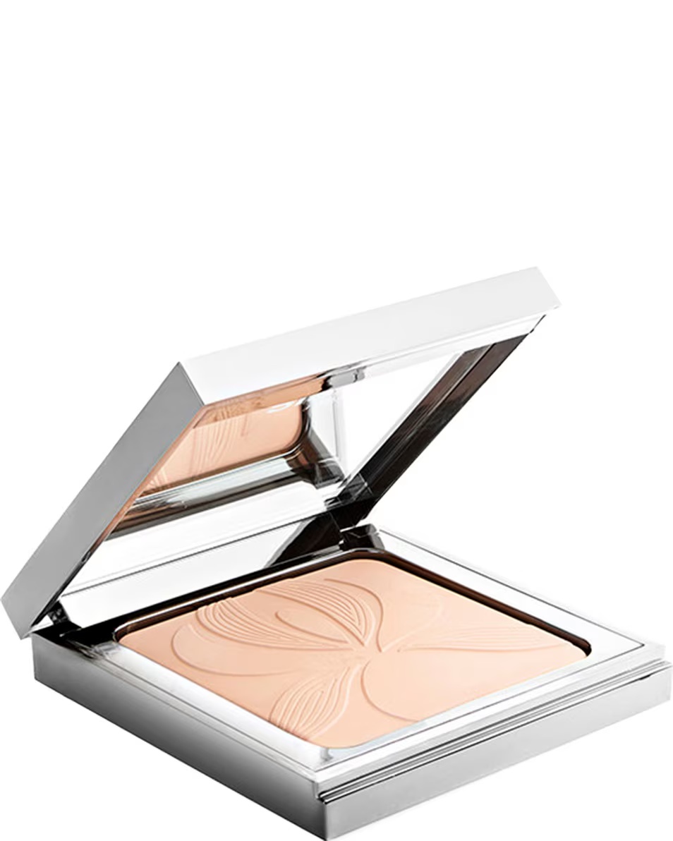 SISLEY BLUR EXPERT PLĀNSKĀRTA PŪDERIS, KAS PILNĪGI IZCILINA MATĒŠANU UN GAISMU PIEŠĶIR