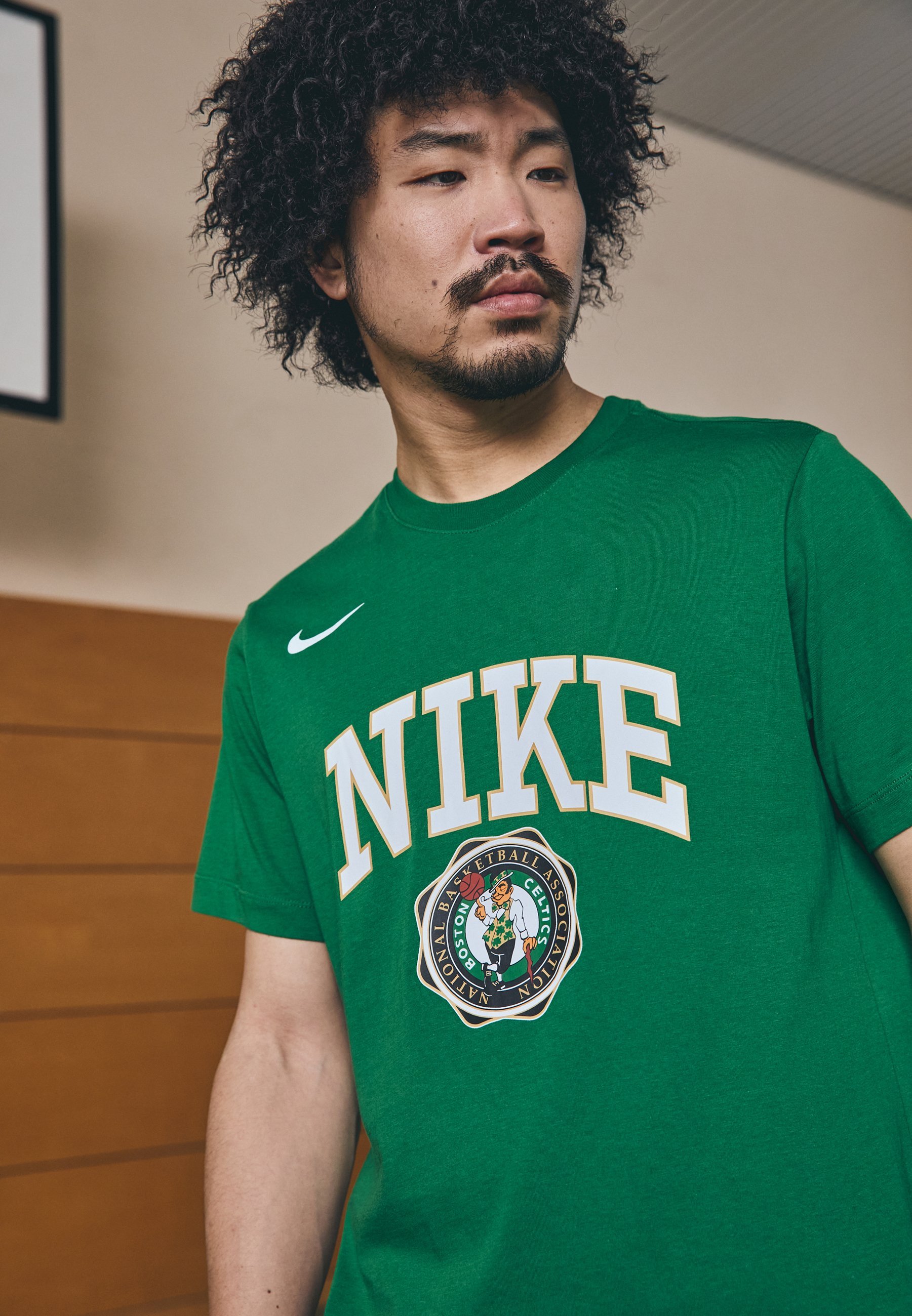 Nike Performance TEE - Klubové oblečení - clover