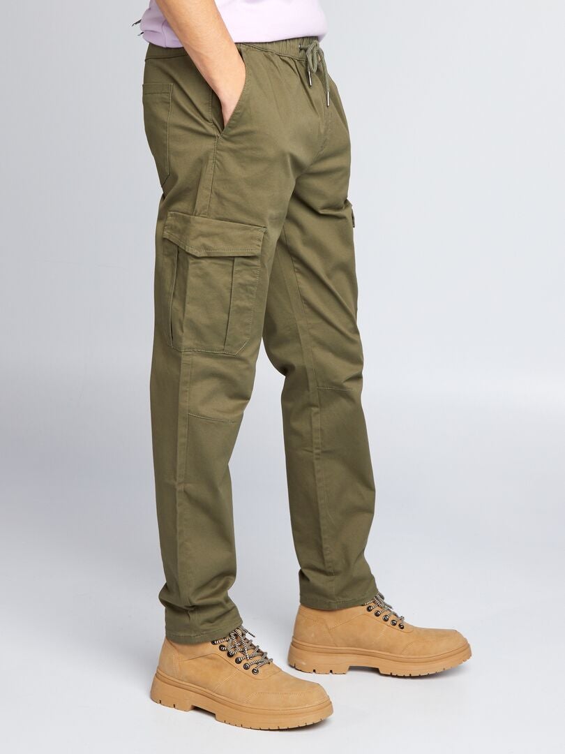 Nauwe broek met meerdere zakken - KHAKI