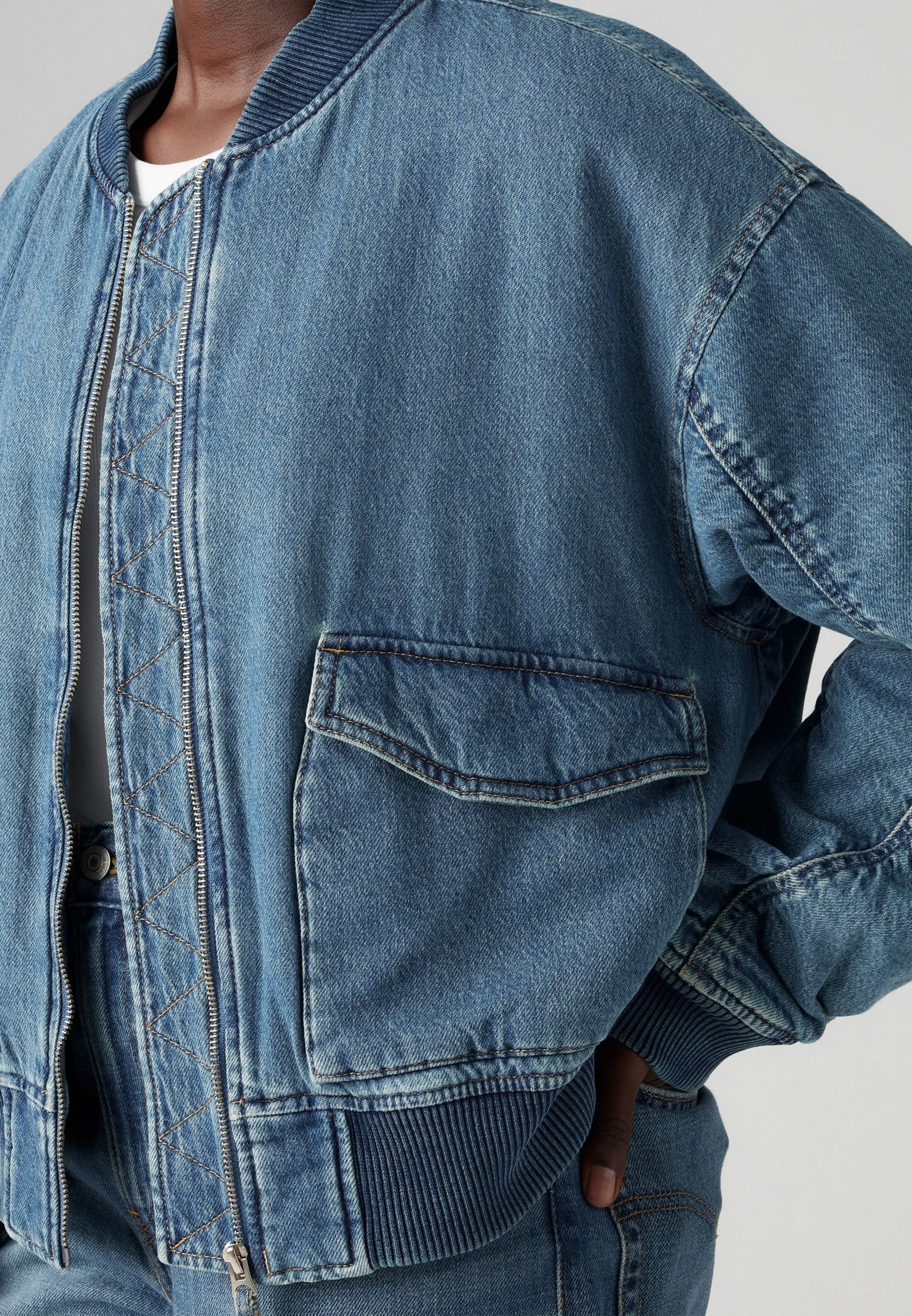 Levi's® ANDY - Blouson aviateur - Retour sur le thème romantique