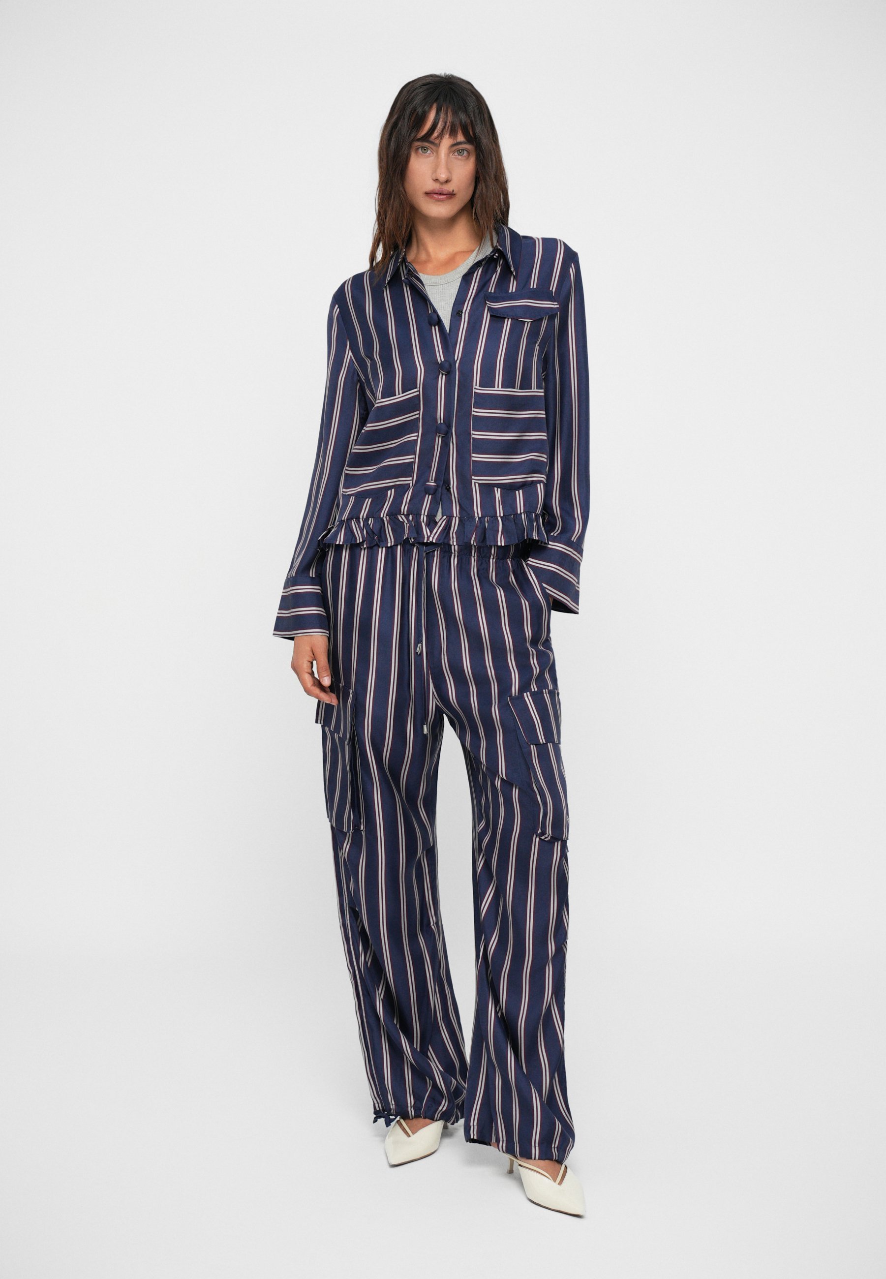 Baum und Pferdgarten MILUNA - Blusa button-down - navy/prugna
