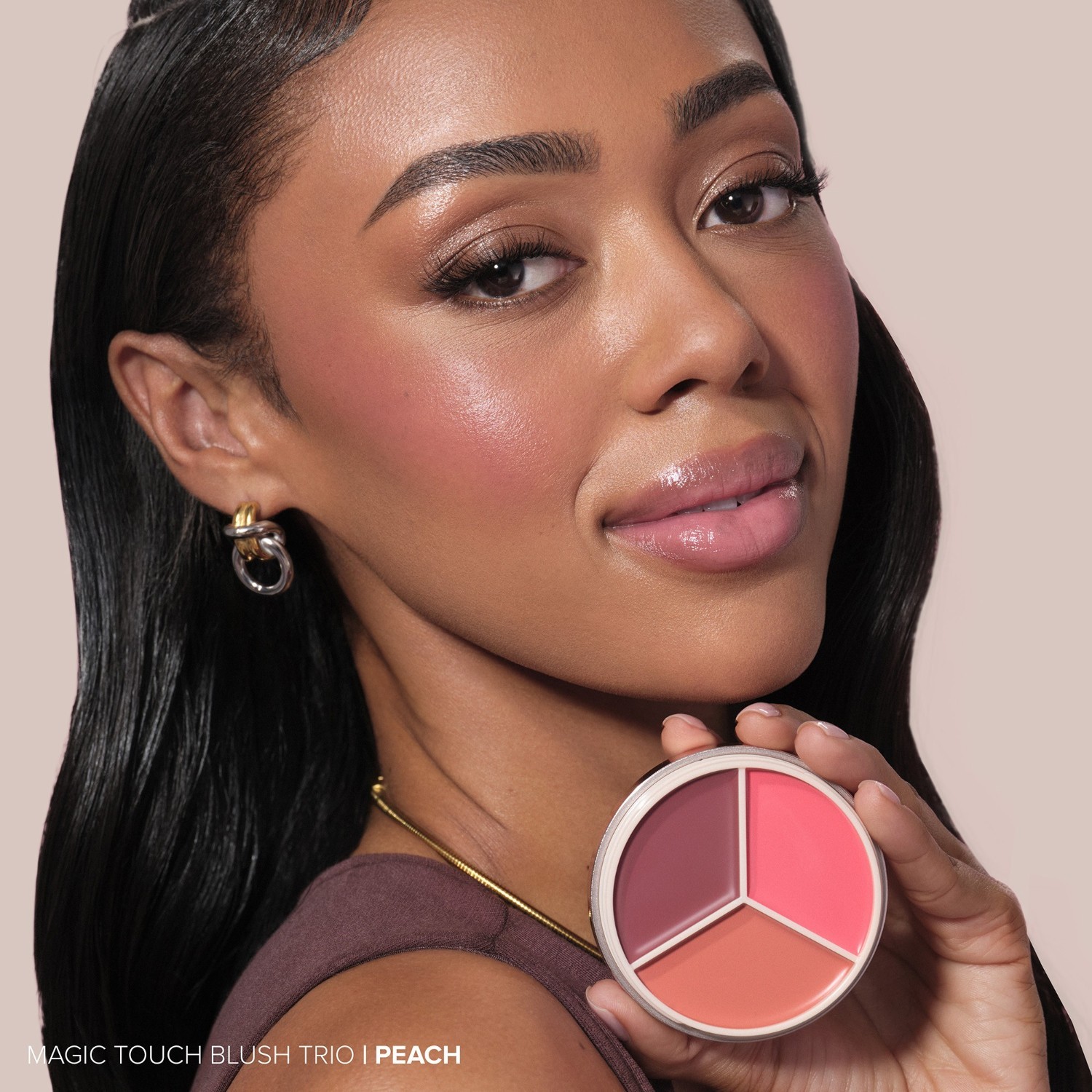„Anastasia Beverly Hills“ skaistalų trio „Magic Touch“ – 9 g