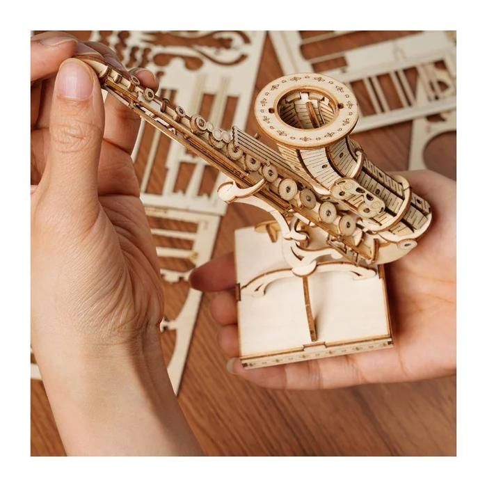Kit di modellismo in legno - Sassofono - 136 pezzi - Montaggio richiesto - Unisex - Età 8+