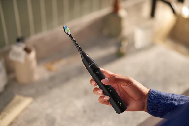 Philips Sonicare 5500 HX7111/01 sonična električna zobna ščetka